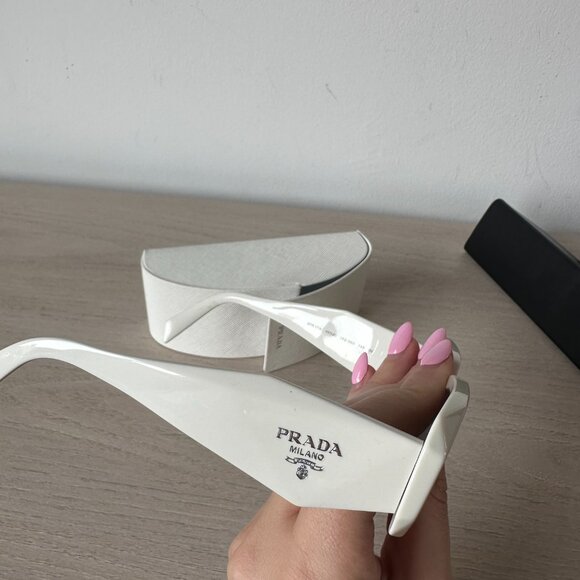 NWOT Prada SPR17W Symbole Sunglasses In Chalk White Geometric Design - Picture 6 of 11